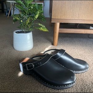 All black vintage mule clogs
